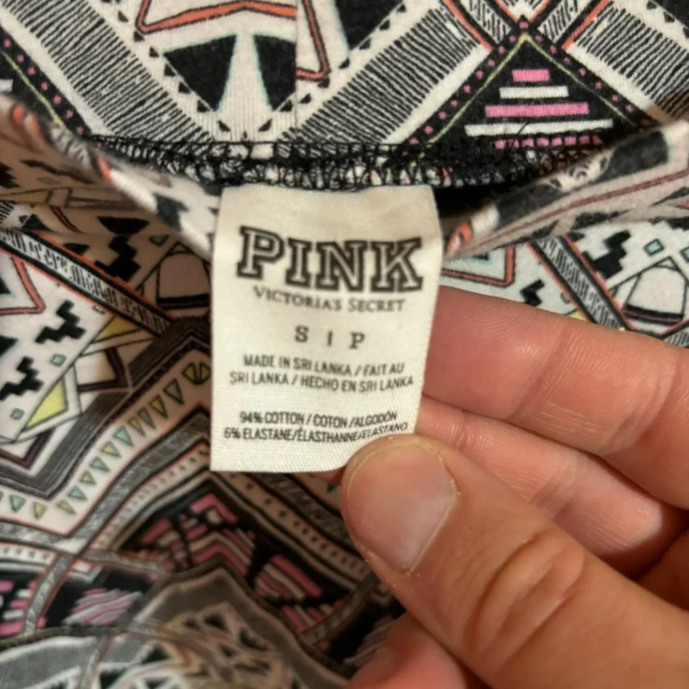 Pink Victoria Secret Geometric Print Circle Skirt Size Small‎